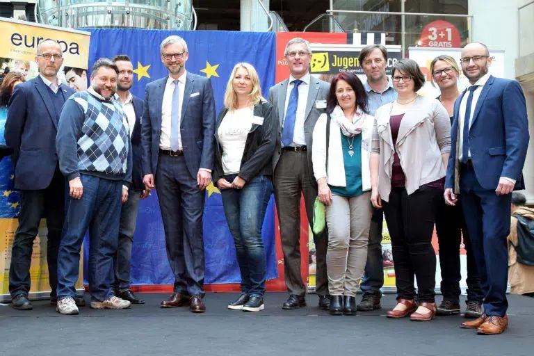 Read more about the article Europatag am 9. Mai 2017 in der Plus City in Pasching