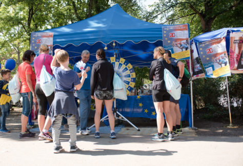 EU-Infostand beim Wachau-Marathon am 13.9.2015