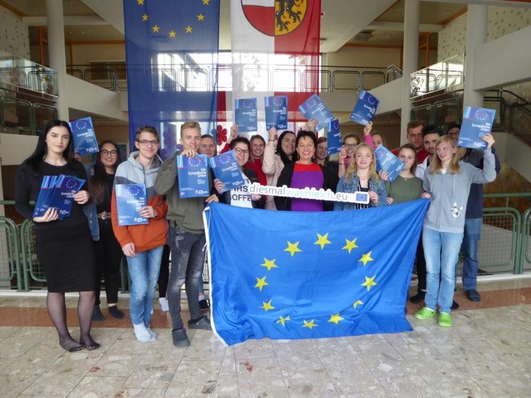 Mehr über den Artikel erfahren EU-Diskussion LBS St. Johann im Pongau 2.4.19