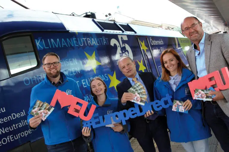 Read more about the article EUROPA AM ZUG: EU-Lok machte einen Zwischenstopp in Klagenfurt