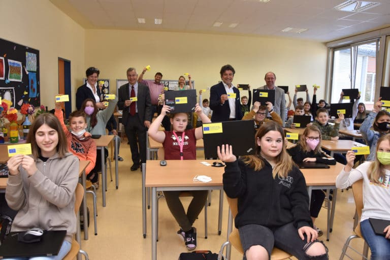 Read more about the article EU-Aufbauplan bringt digitalen Schwung in Kärntner Schulen