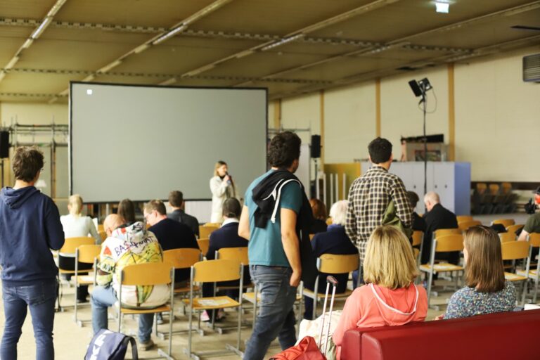 Saal bei Filmvorführung