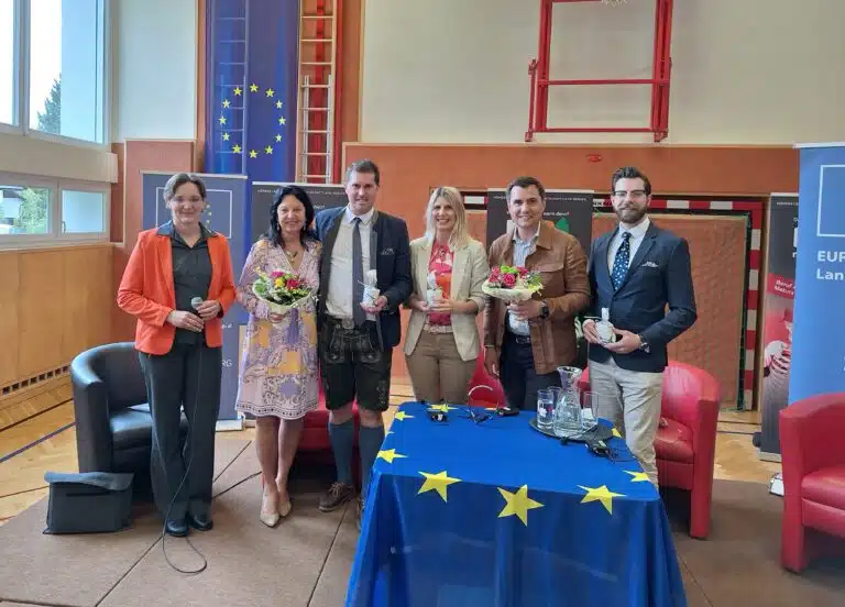 Mehr über den Artikel erfahren EU-Botschafterschule Multiaugustinum diskutiert anlässlich der Europawahlen/16.5.24 ED Land Salzburg